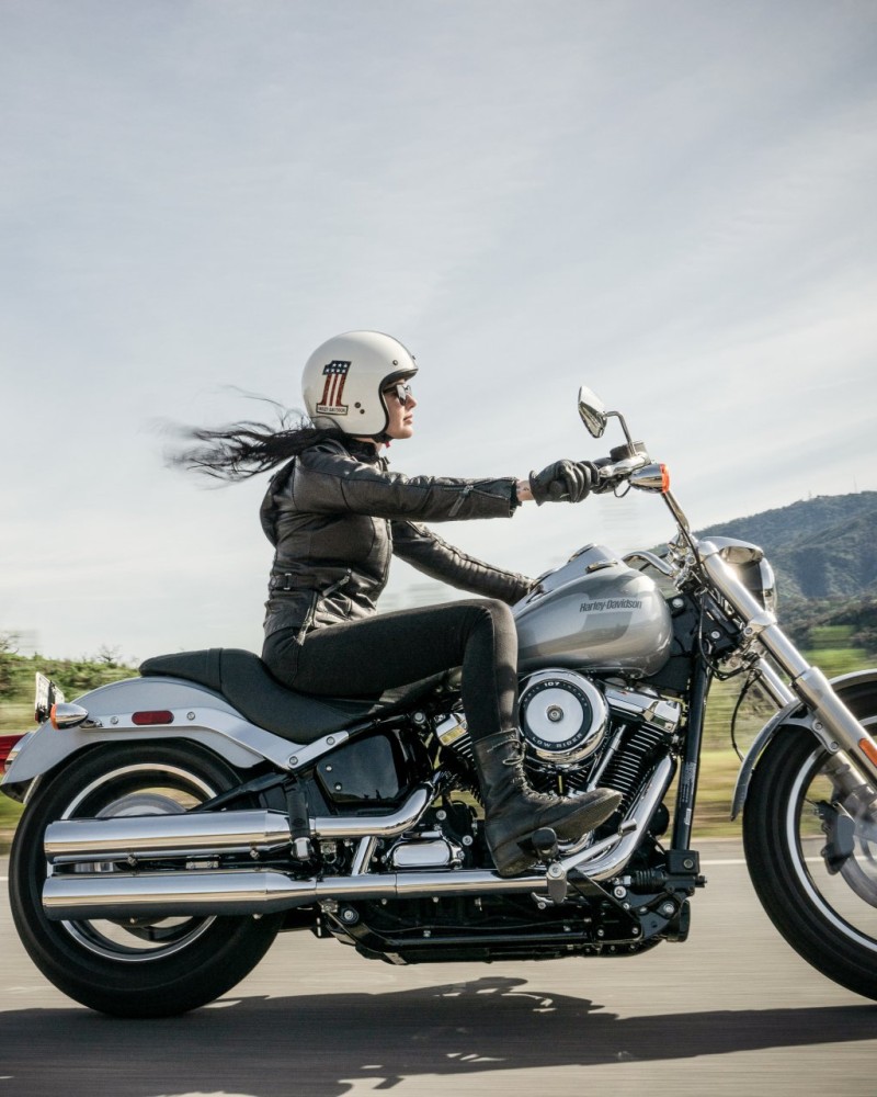 Choosing A Motorcycle For Female Riders