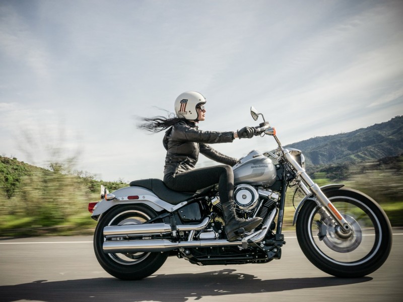 Choosing A Motorcycle For Female Riders